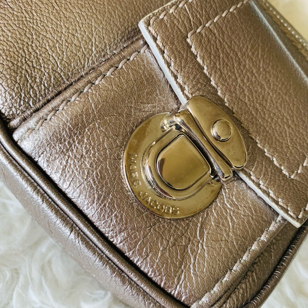 Marc Jacobs Cammie Calf Leather Shoulder Bag - Picture 5 of 11